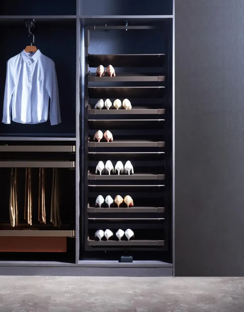 Revolving Shoe Rack
